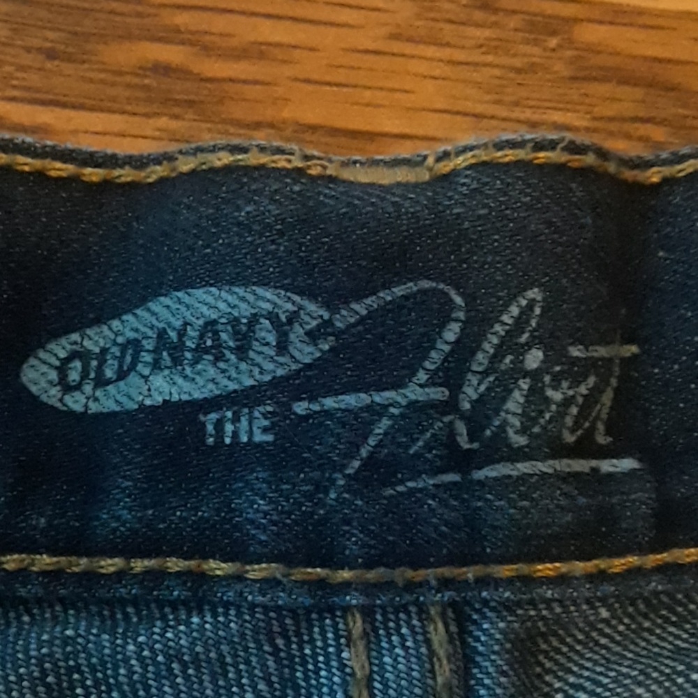 Shorts - Picture 3 of 4